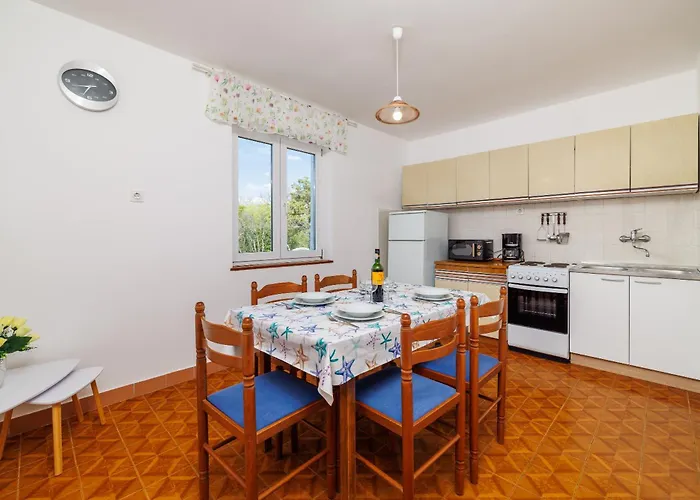 דירה Meri 2nd Floor דראמליי